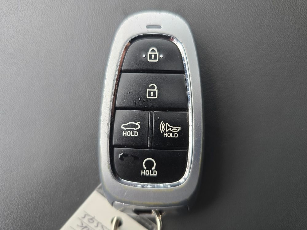 Thumbnail: 2022 Hyundai Sonata - 17