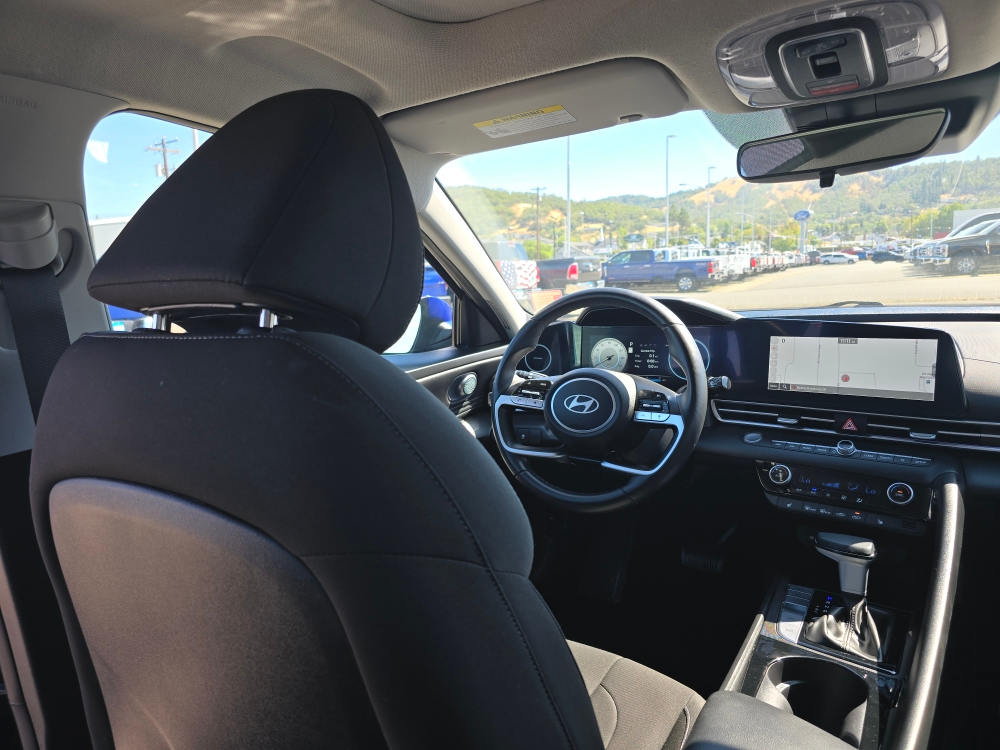 Thumbnail: 2024 Hyundai Elantra - 2