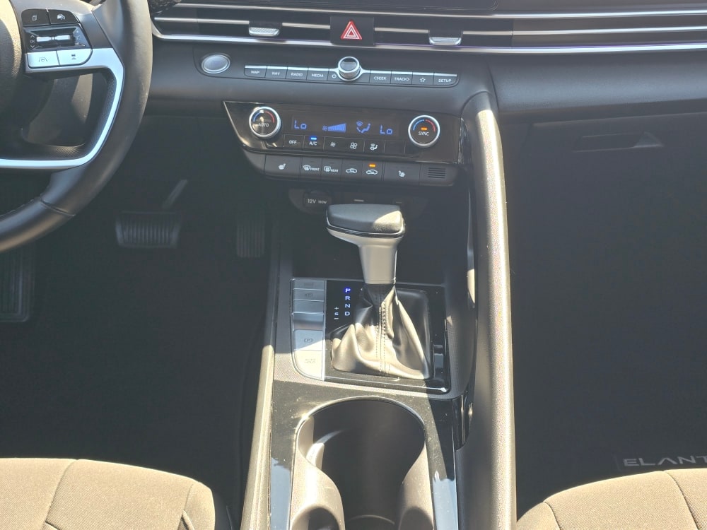 Thumbnail: 2024 Hyundai Elantra - 14