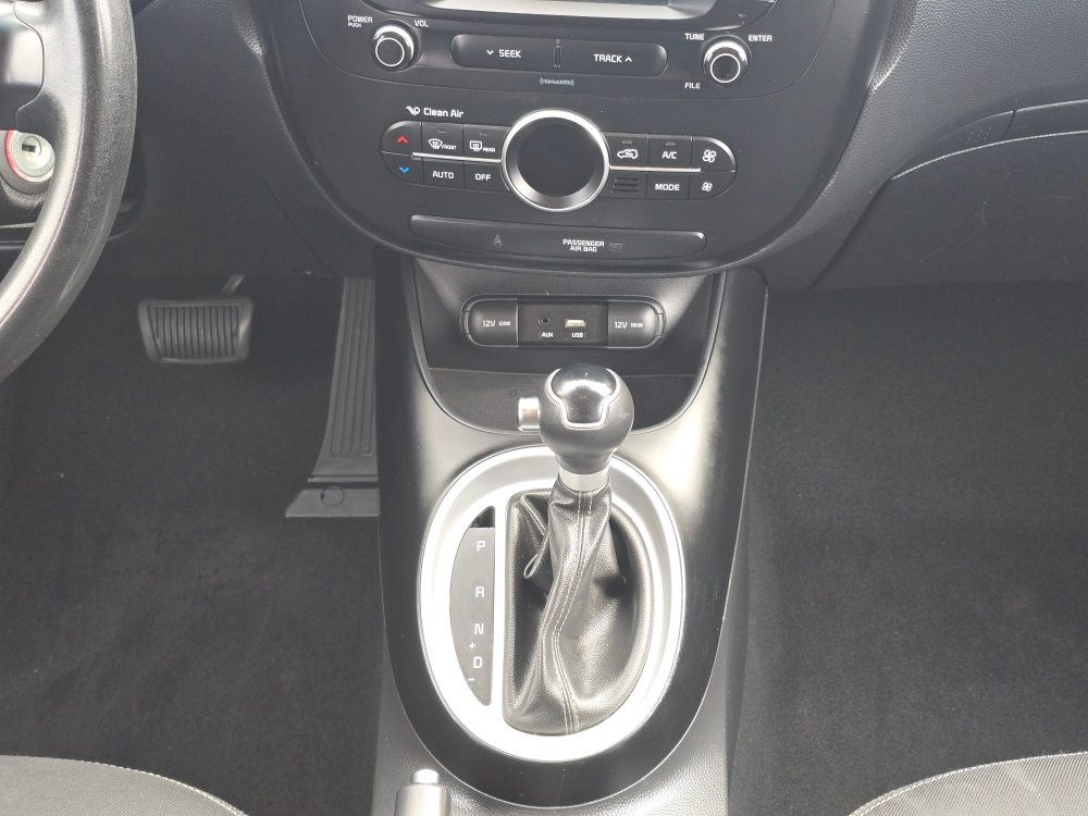 Thumbnail: 2017 Kia Soul - 13
