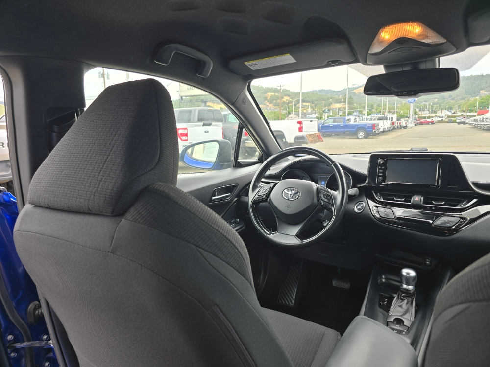 Thumbnail: 2018 Toyota C-HR - 2