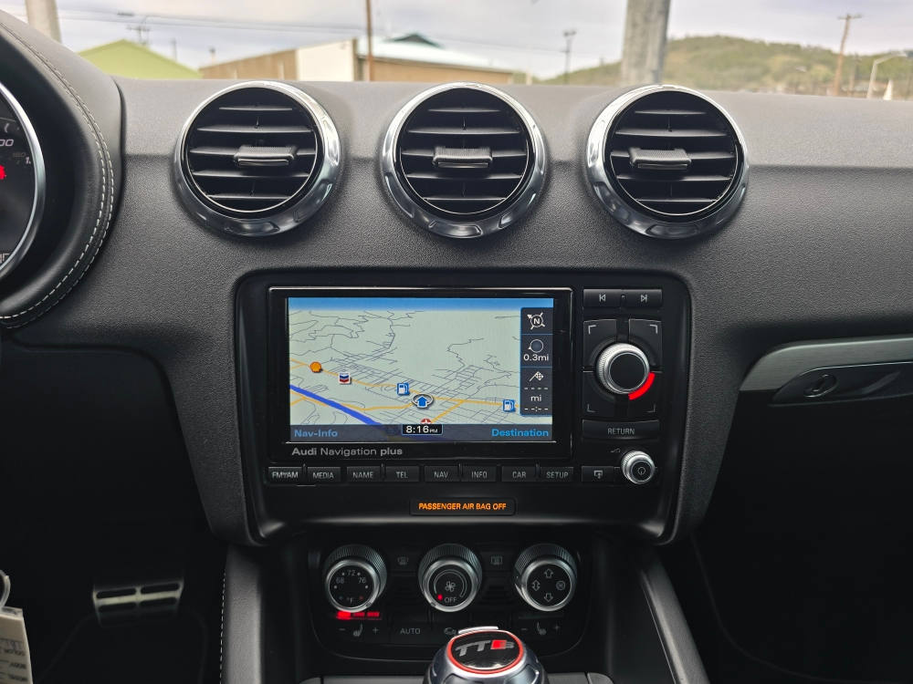 2011 Audi TTS Prestige 12