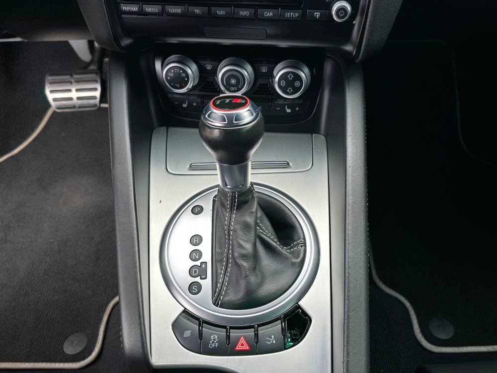 2011 Audi TTS Prestige 13