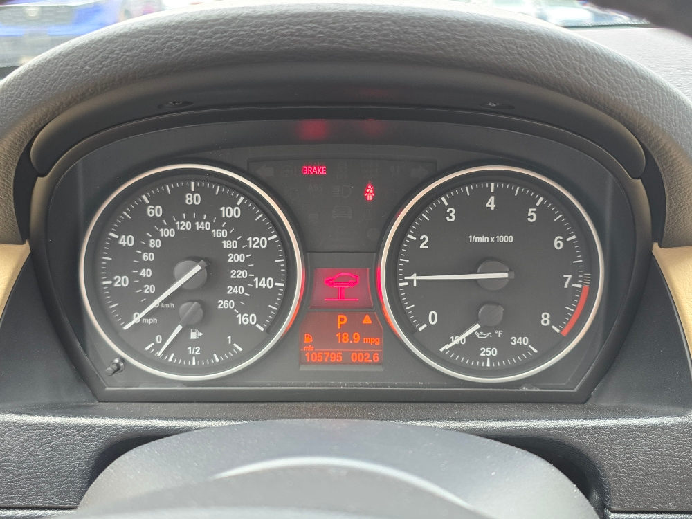 Thumbnail: 2015 BMW X1 - 14