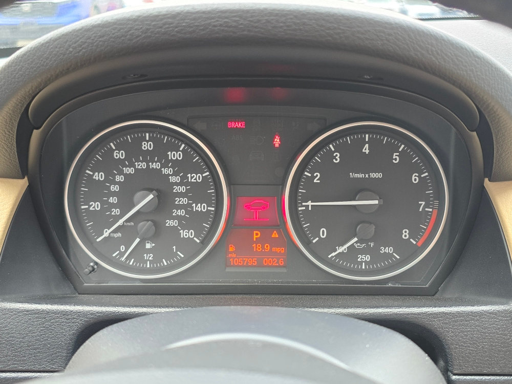 Thumbnail: 2015 BMW X1 - 21