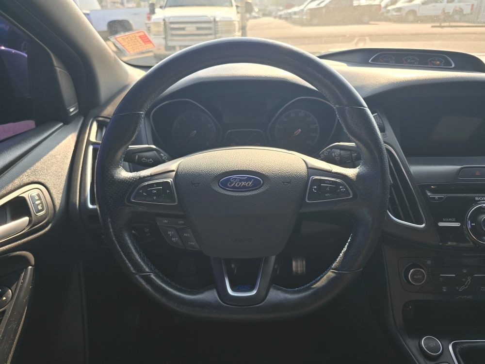 Thumbnail: 2017 Ford Focus - 7