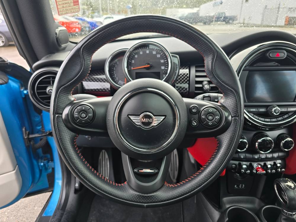 2018 MINI Cooper S 2
