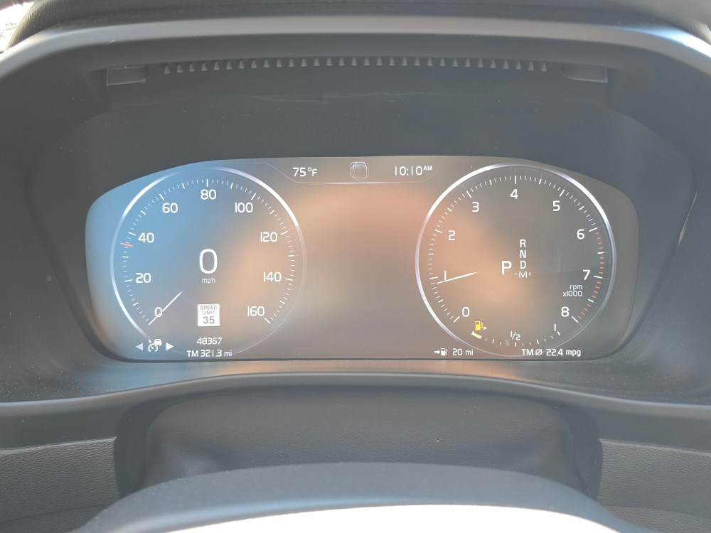 Thumbnail: 2019 Volvo XC40 - 14