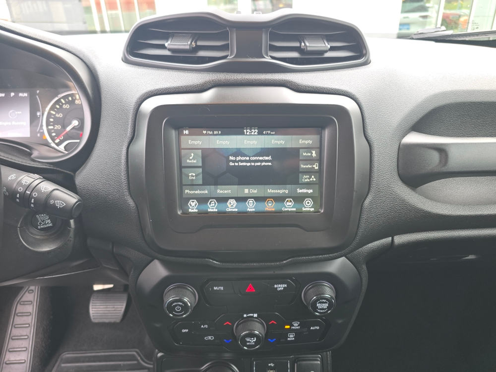 Thumbnail: 2018 Jeep Renegade - 12