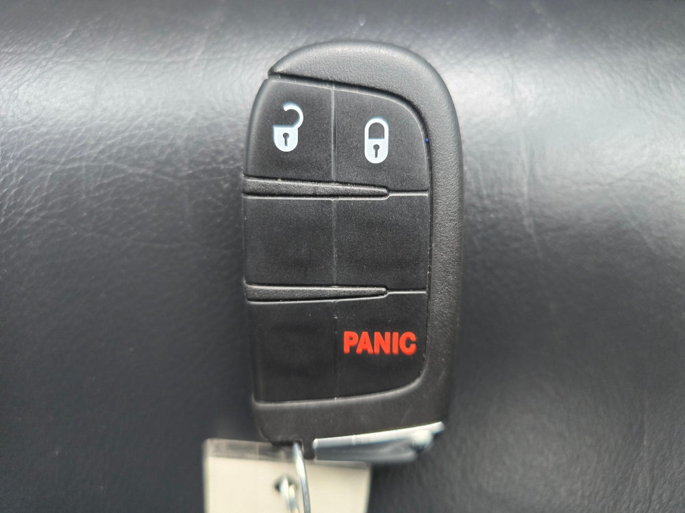 Thumbnail: 2018 Jeep Renegade - 15