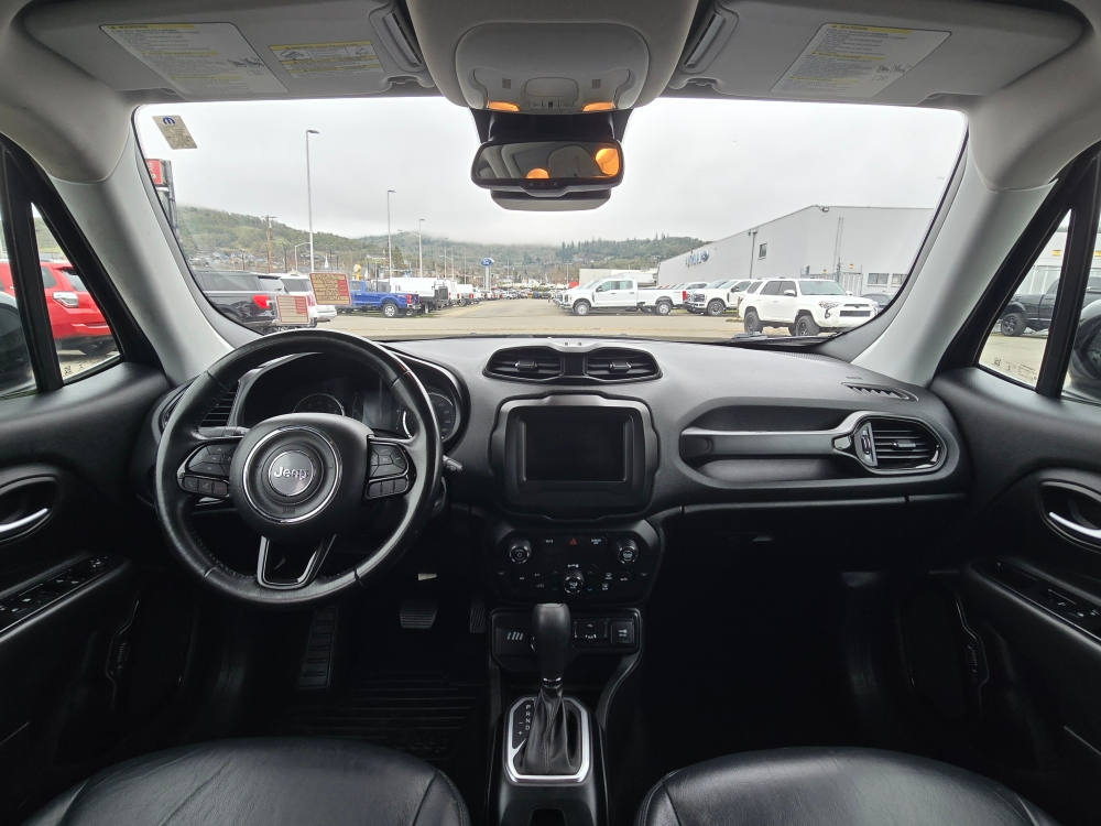 Thumbnail: 2018 Jeep Renegade - 11