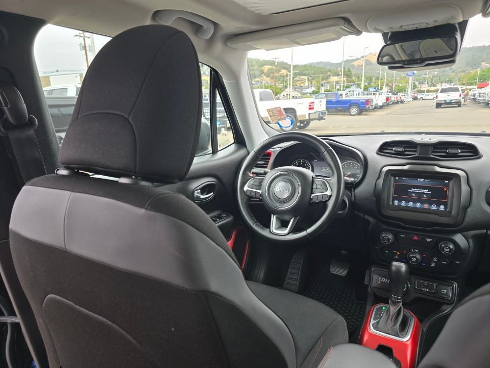 Thumbnail: 2018 Jeep Renegade - 2