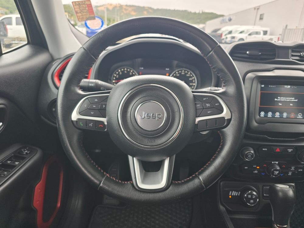 Thumbnail: 2018 Jeep Renegade - 7