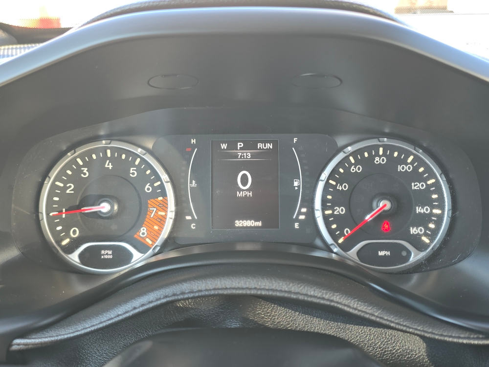 Thumbnail: 2021 Jeep Renegade - 14