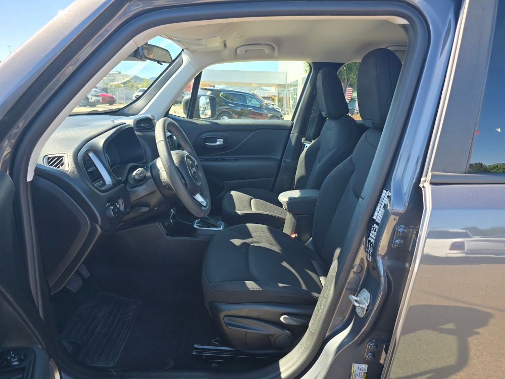 Thumbnail: 2023 Jeep Renegade - 9