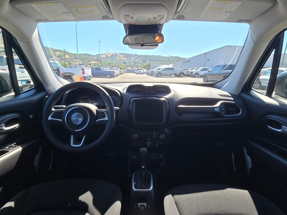 Thumbnail: 2023 Jeep Renegade - 12