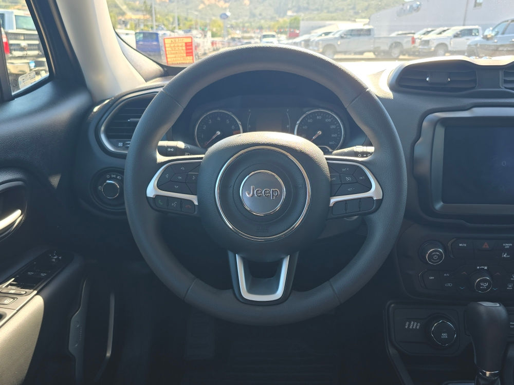Thumbnail: 2023 Jeep Renegade - 8