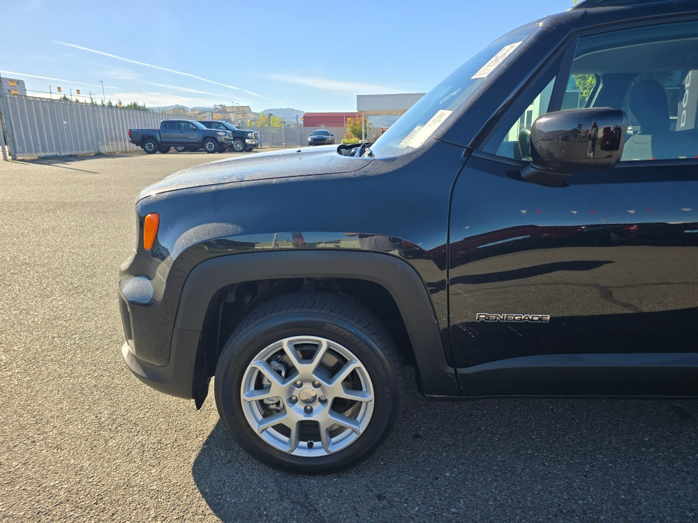 Thumbnail: 2021 Jeep Renegade - 4