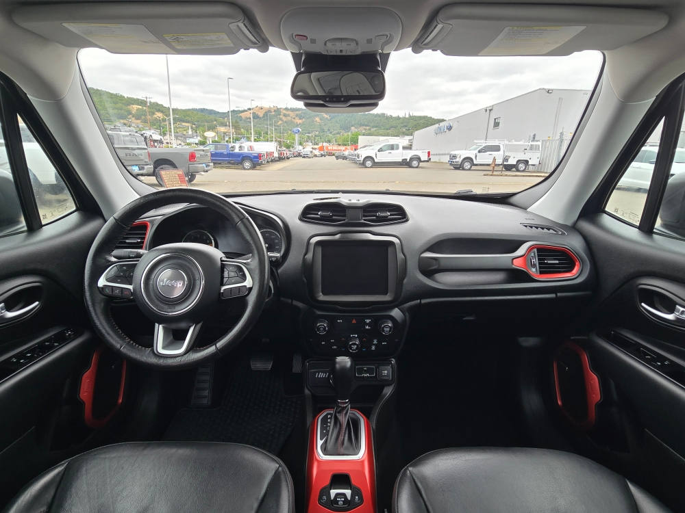 Thumbnail: 2021 Jeep Renegade - 11