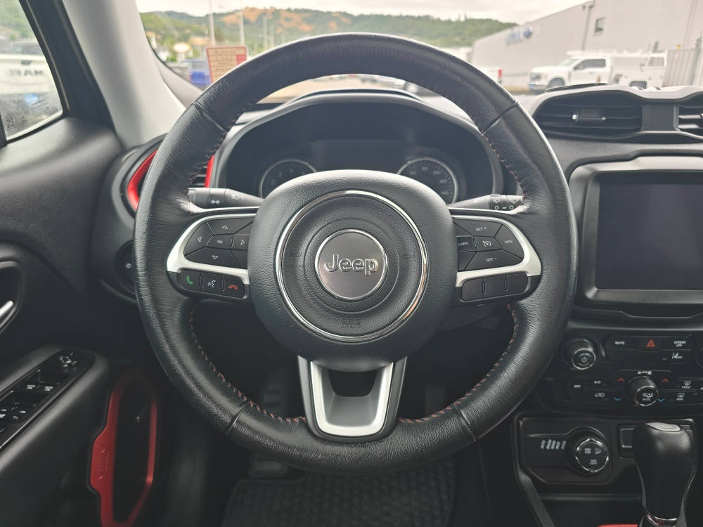 Thumbnail: 2021 Jeep Renegade - 7