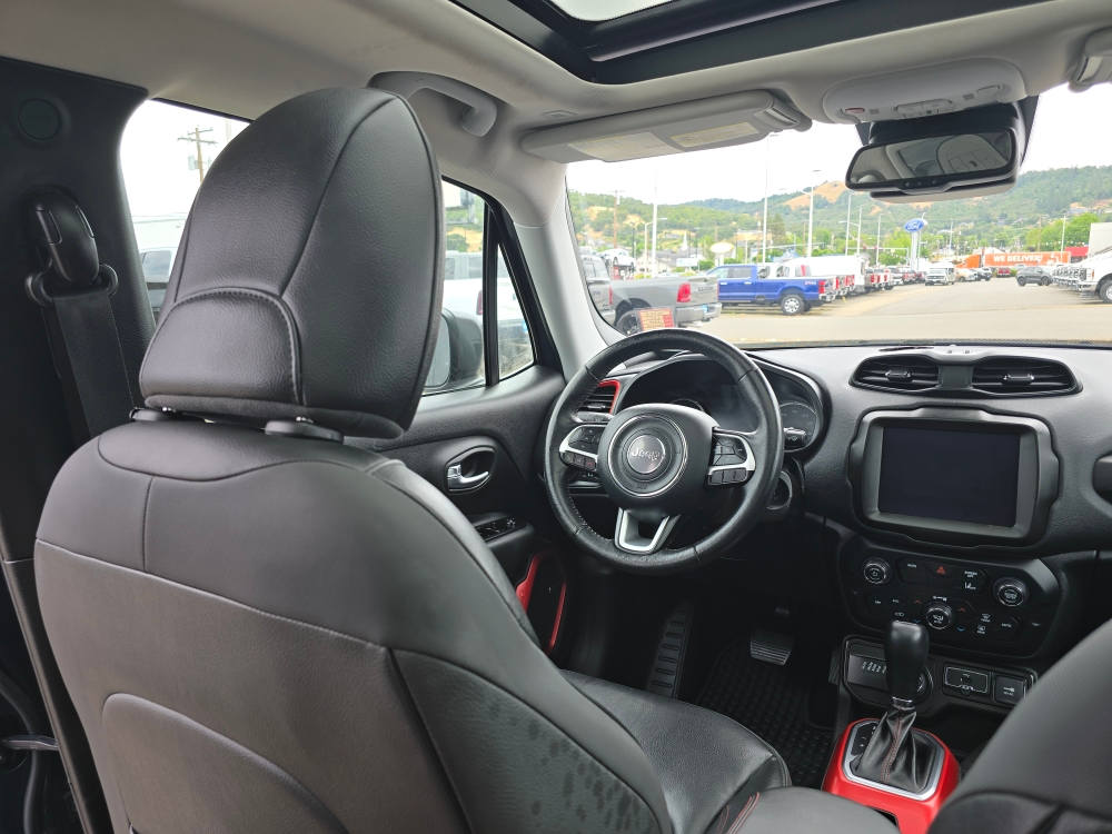 Thumbnail: 2021 Jeep Renegade - 2