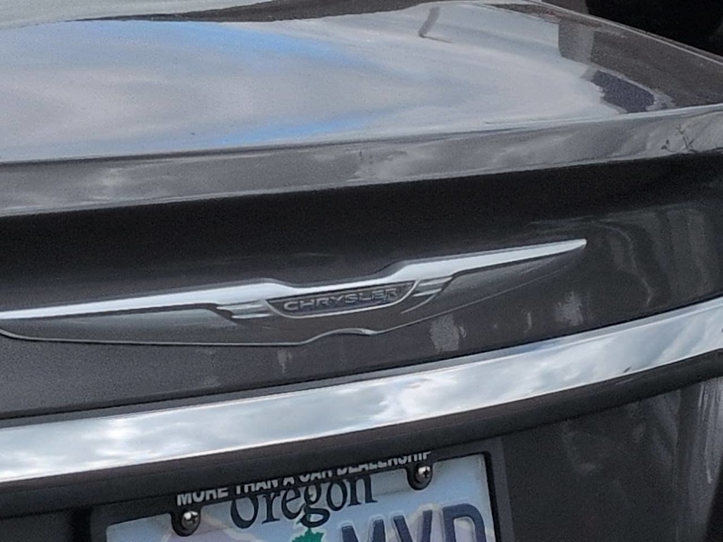 Thumbnail: 2014 Chrysler 200 - 25