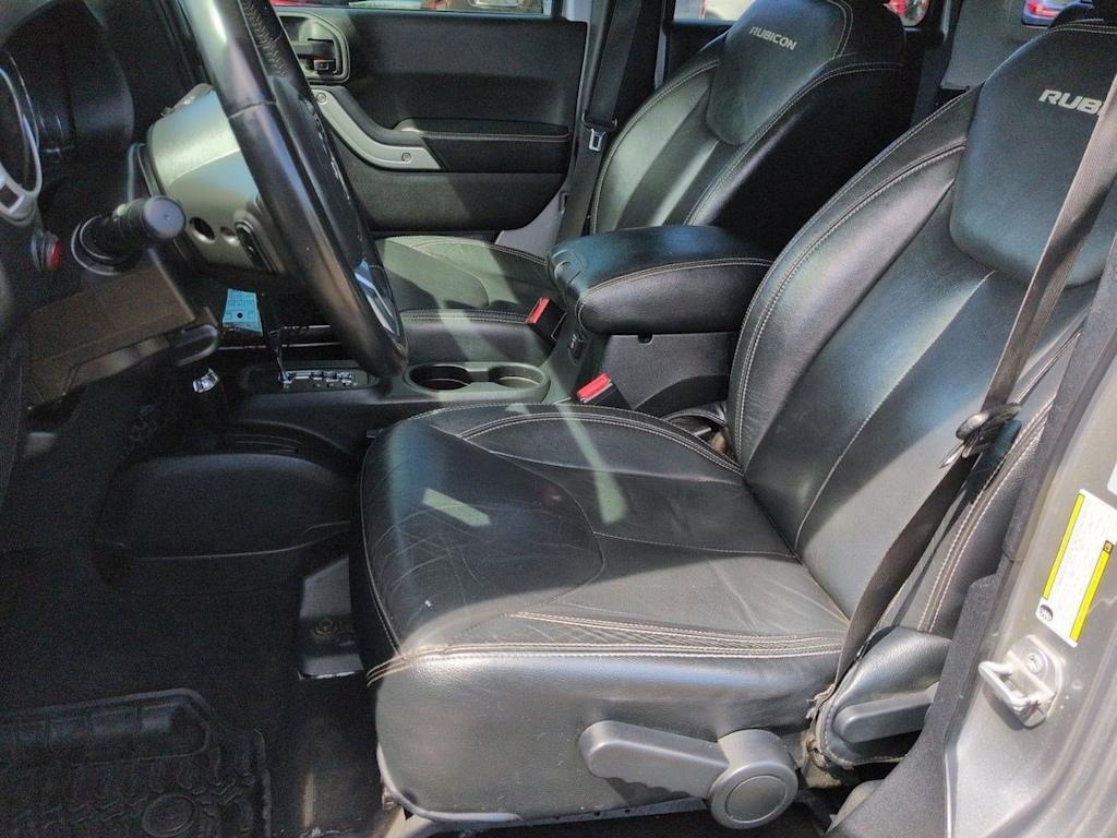 Thumbnail: 2016 Jeep Wrangler - 9