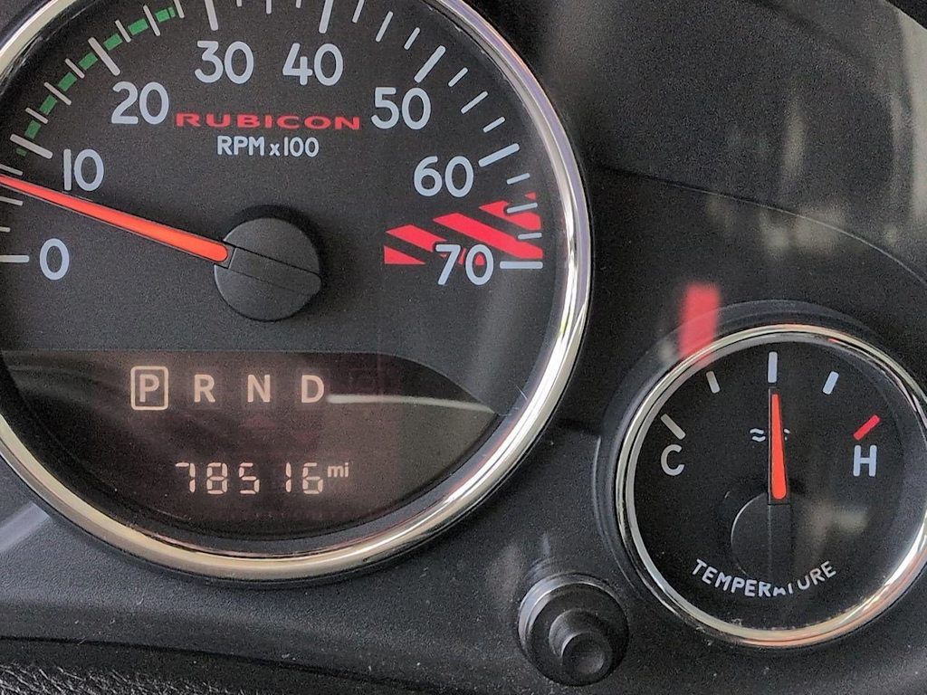 Thumbnail: 2016 Jeep Wrangler - 14