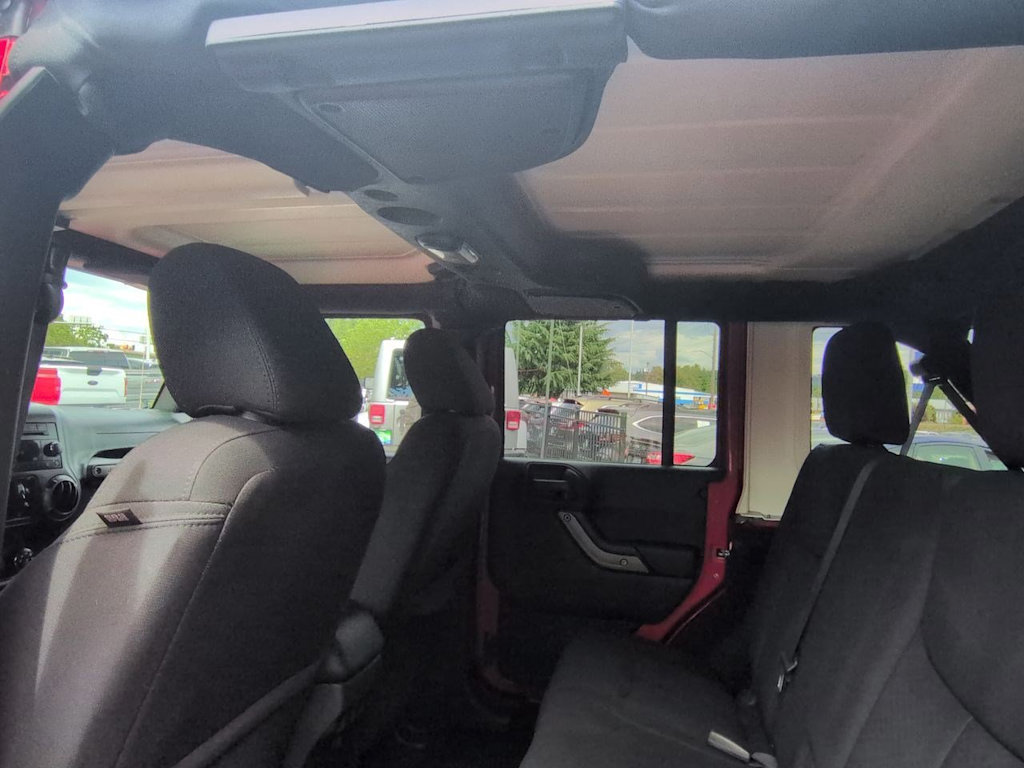 Thumbnail: 2015 Jeep Wrangler - 26