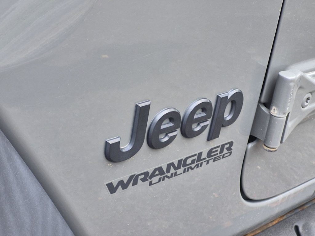 Thumbnail: 2021 Jeep Wrangler - 7