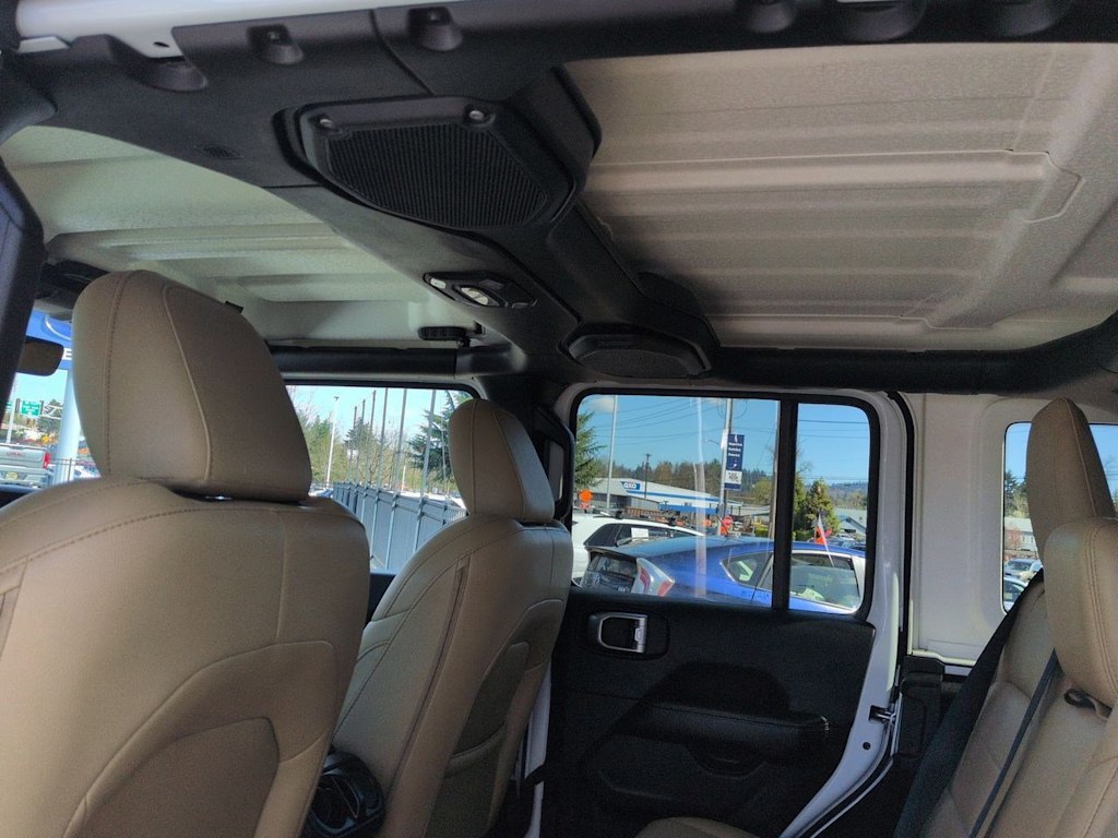 Thumbnail: 2018 Jeep Wrangler - 26