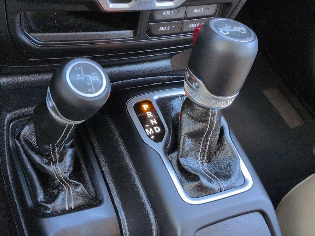 Thumbnail: 2018 Jeep Wrangler - 15