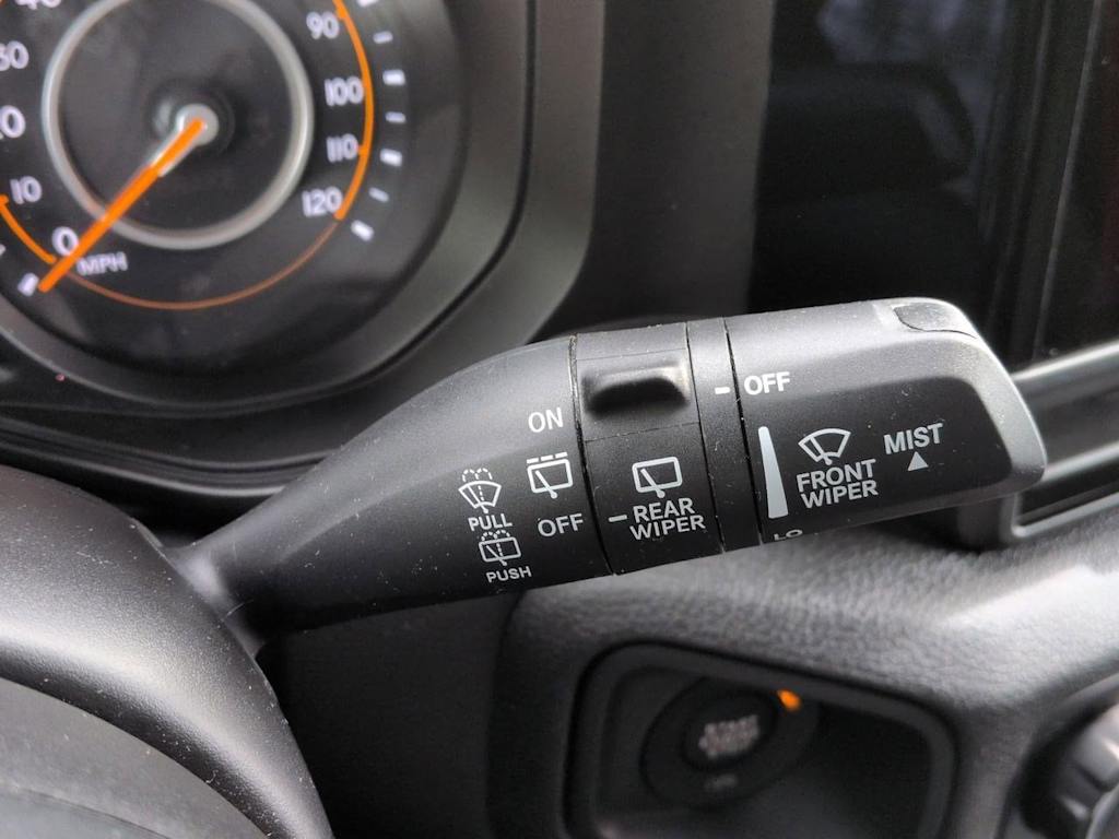 Thumbnail: 2025 Jeep Wrangler - 31