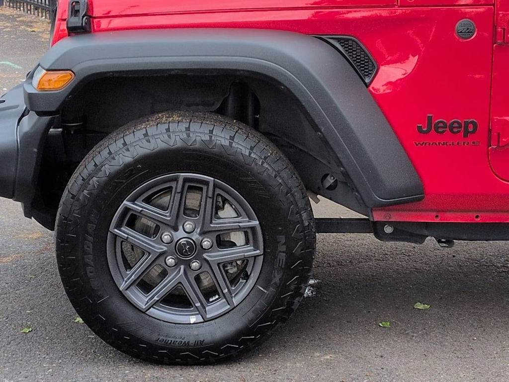 Thumbnail: 2025 Jeep Wrangler - 8
