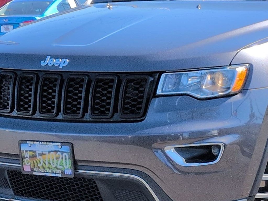 Thumbnail: 2020 Jeep Grand Cherokee - 24
