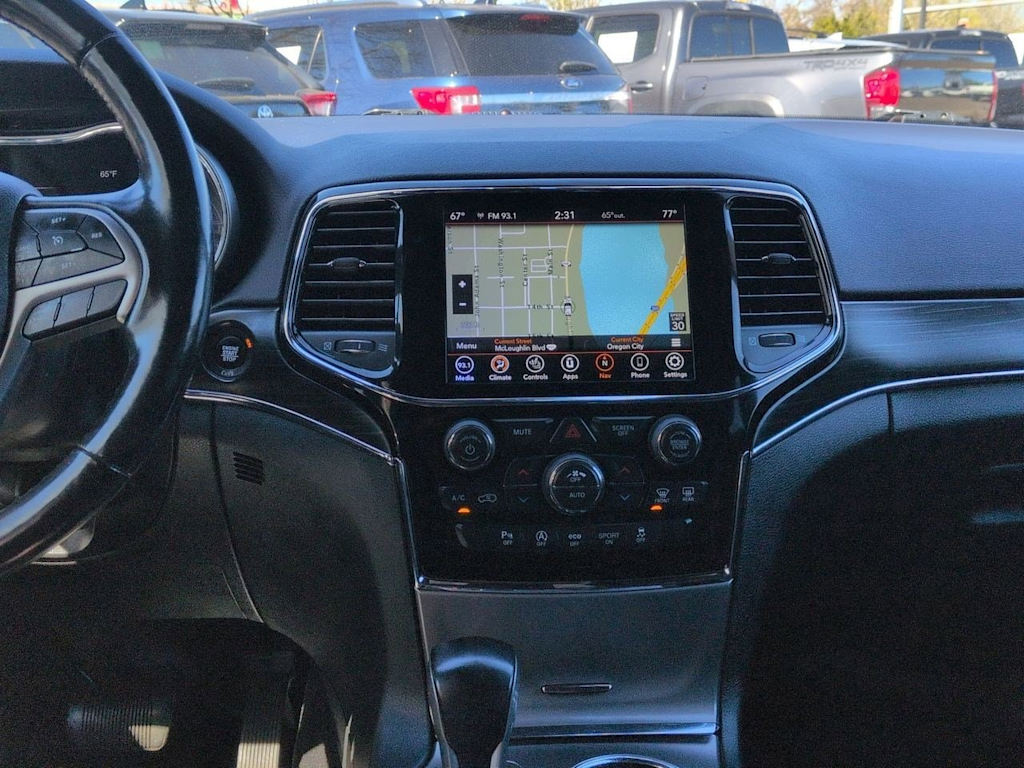 Thumbnail: 2020 Jeep Grand Cherokee - 15