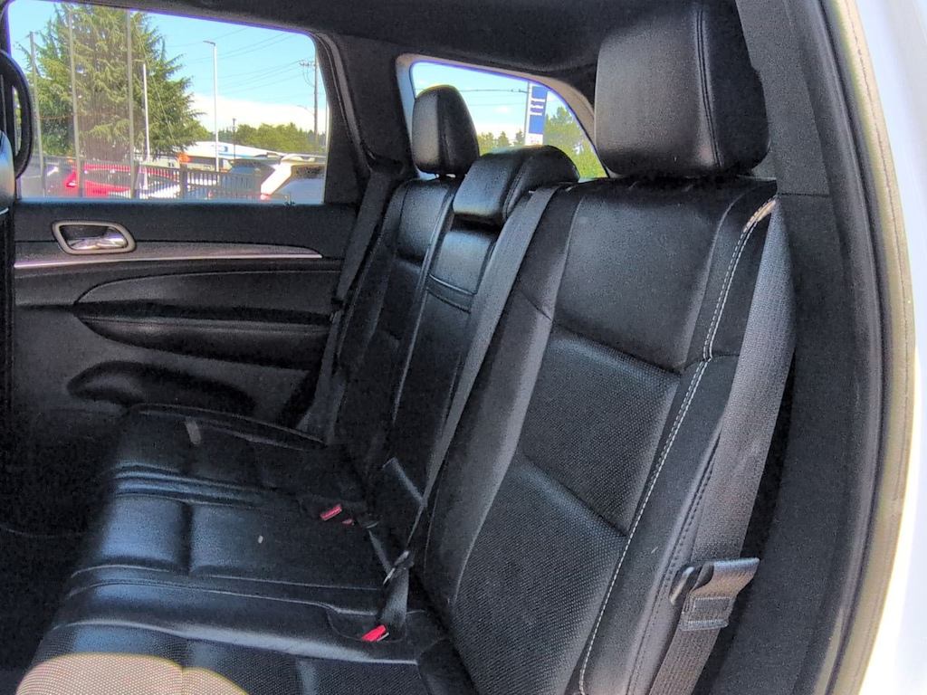 Thumbnail: 2017 Jeep Grand Cherokee - 12