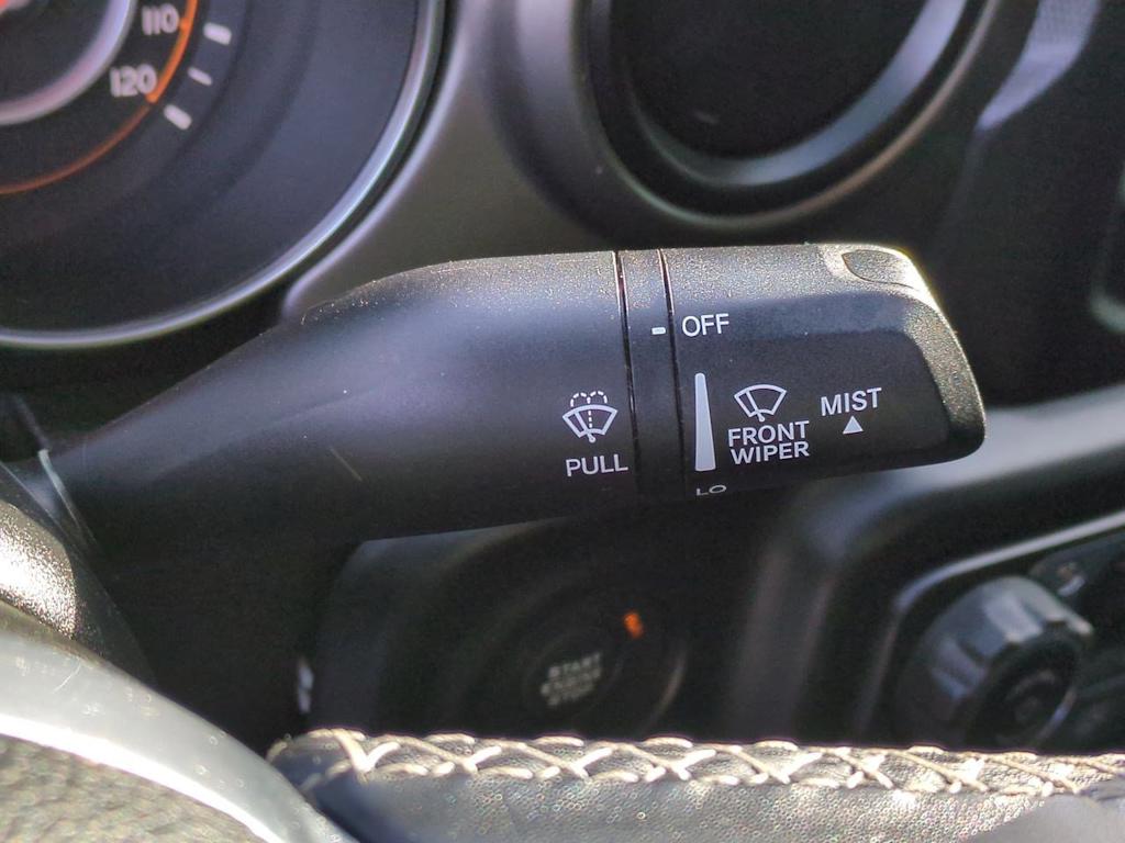 2020 Jeep Gladiator Sport 32