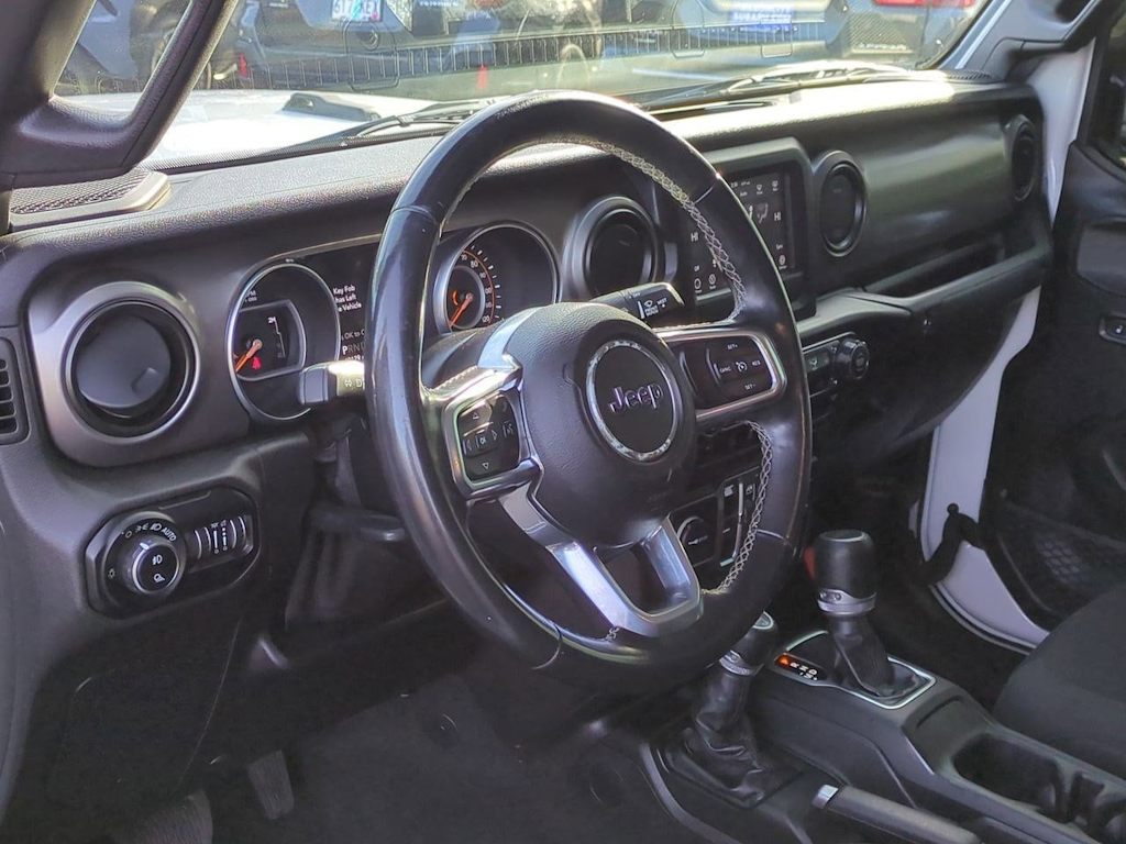 2020 Jeep Gladiator Sport 2