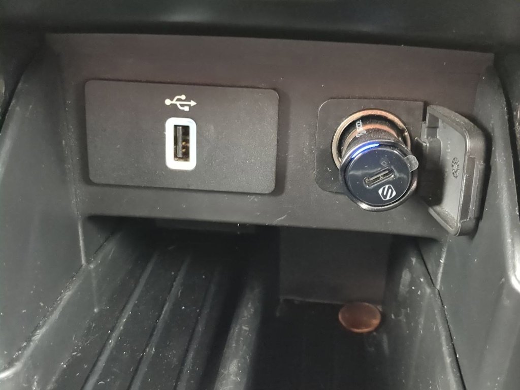 Thumbnail: 2018 Ford Explorer - 34