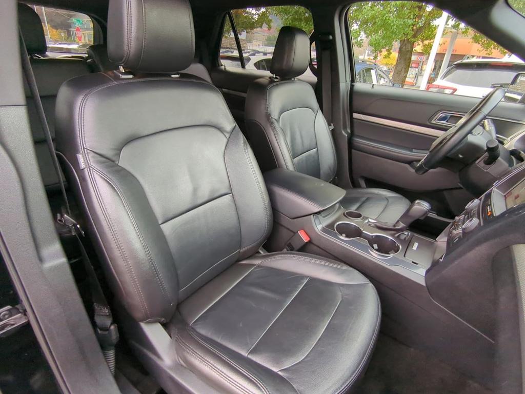 Thumbnail: 2018 Ford Explorer - 27