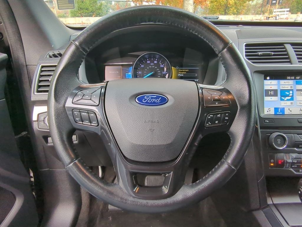 Thumbnail: 2018 Ford Explorer - 12