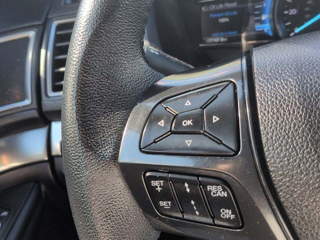 Thumbnail: 2019 Ford Explorer - 30