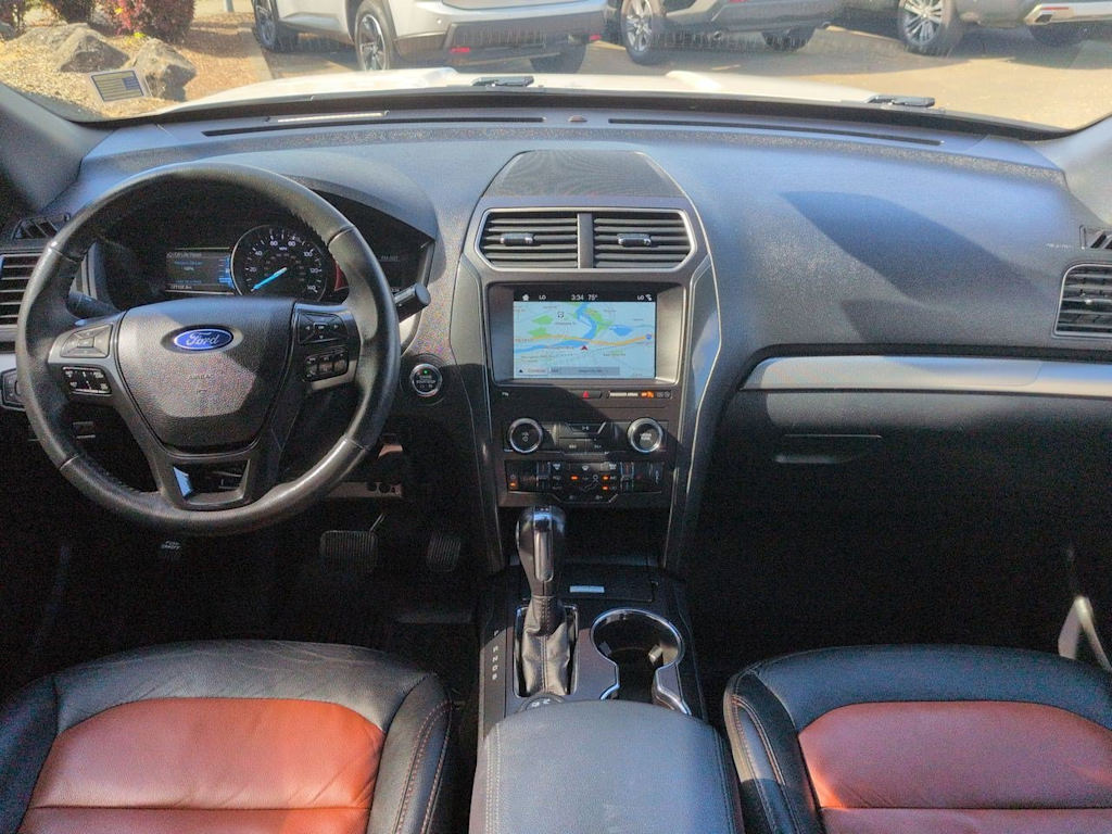Thumbnail: 2019 Ford Explorer - 9