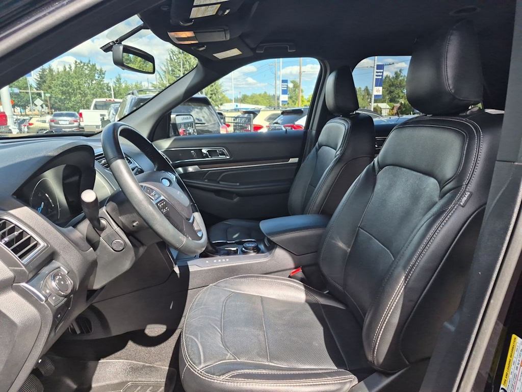 Thumbnail: 2019 Ford Explorer - 10