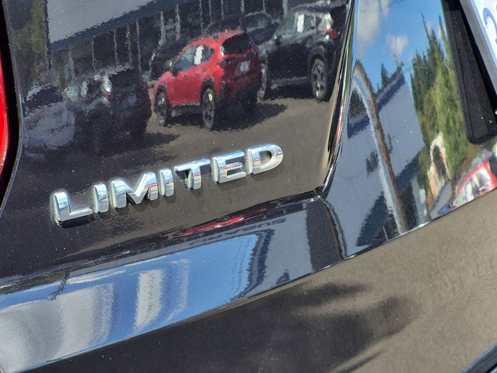 Thumbnail: 2019 Ford Explorer - 7