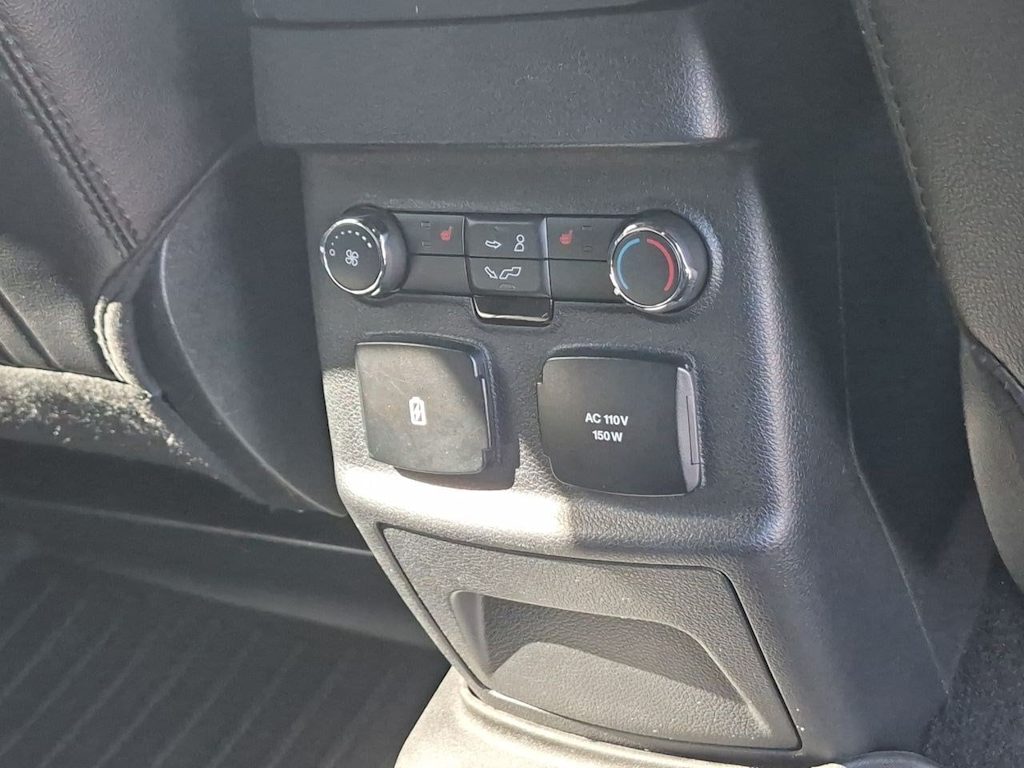 Thumbnail: 2019 Ford Explorer - 28