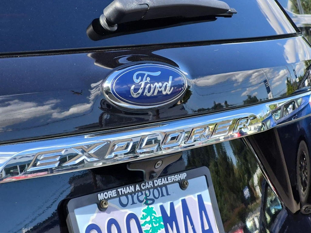 Thumbnail: 2019 Ford Explorer - 24