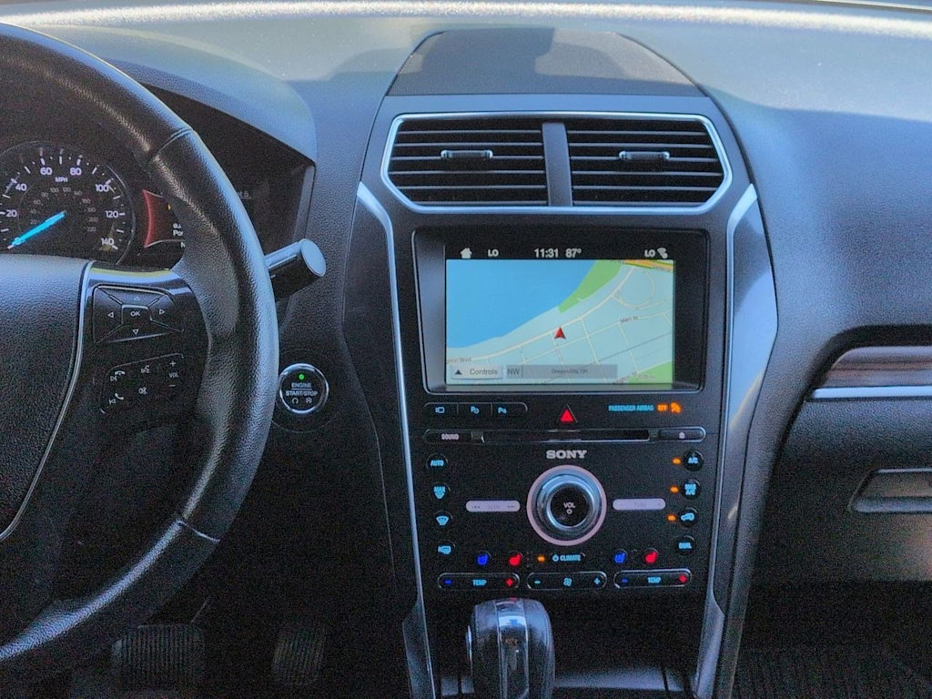 Thumbnail: 2018 Ford Explorer - 15