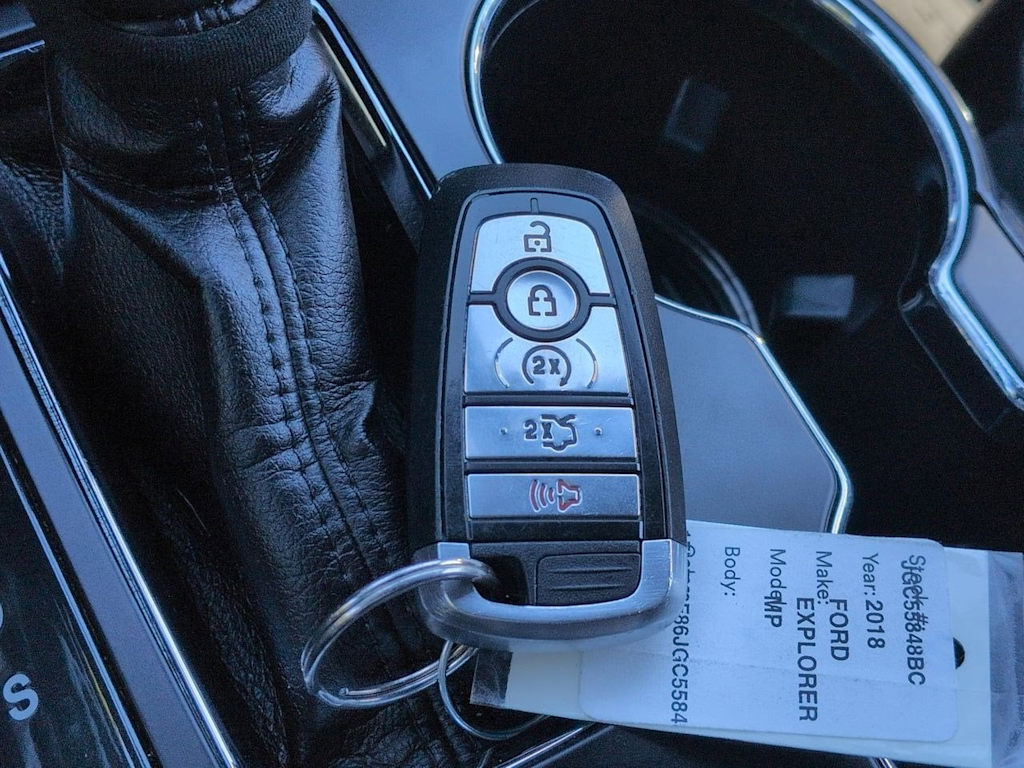 Thumbnail: 2018 Ford Explorer - 38